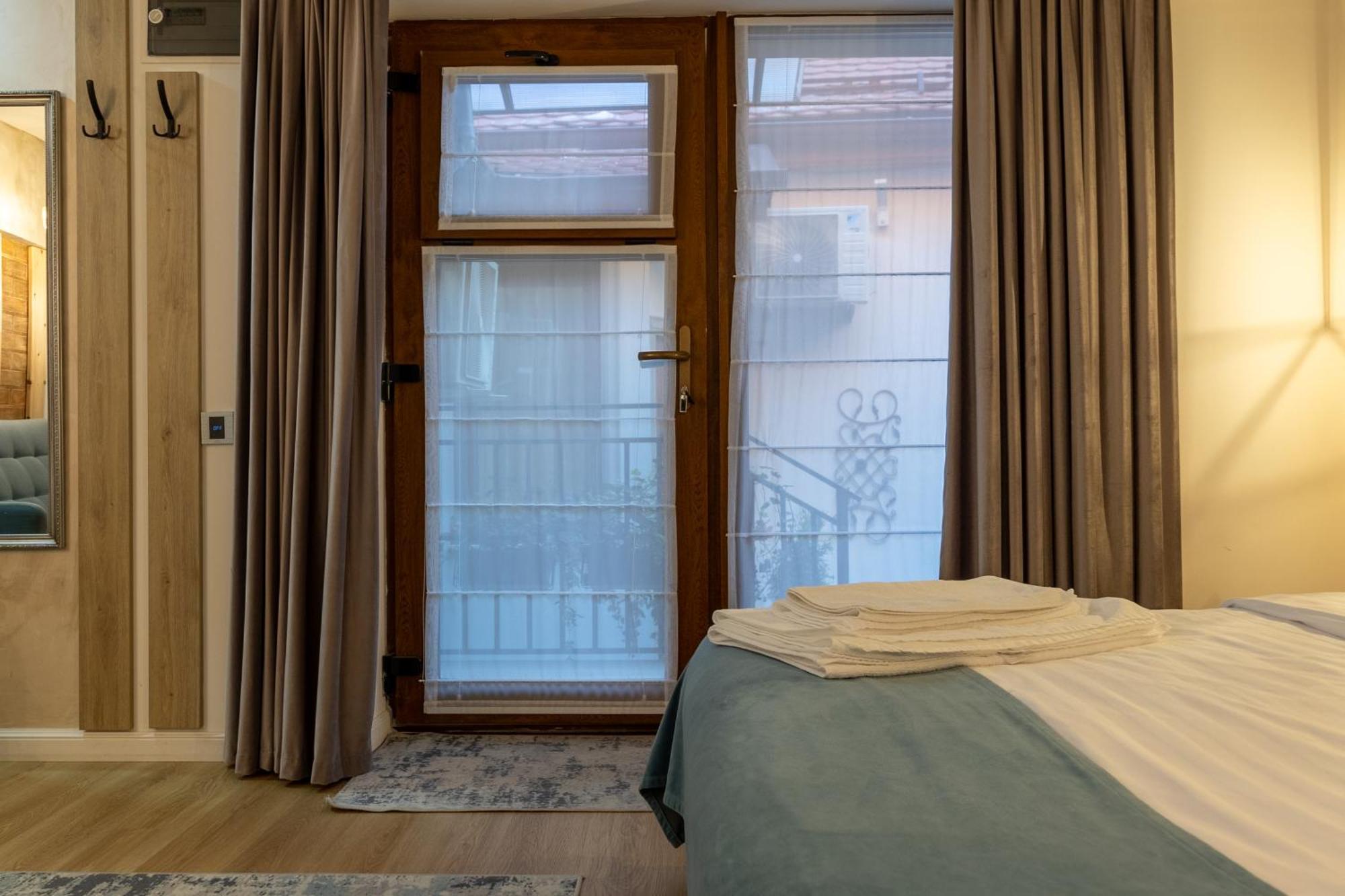 Lumiere House Sibiu Hotel Exterior photo
